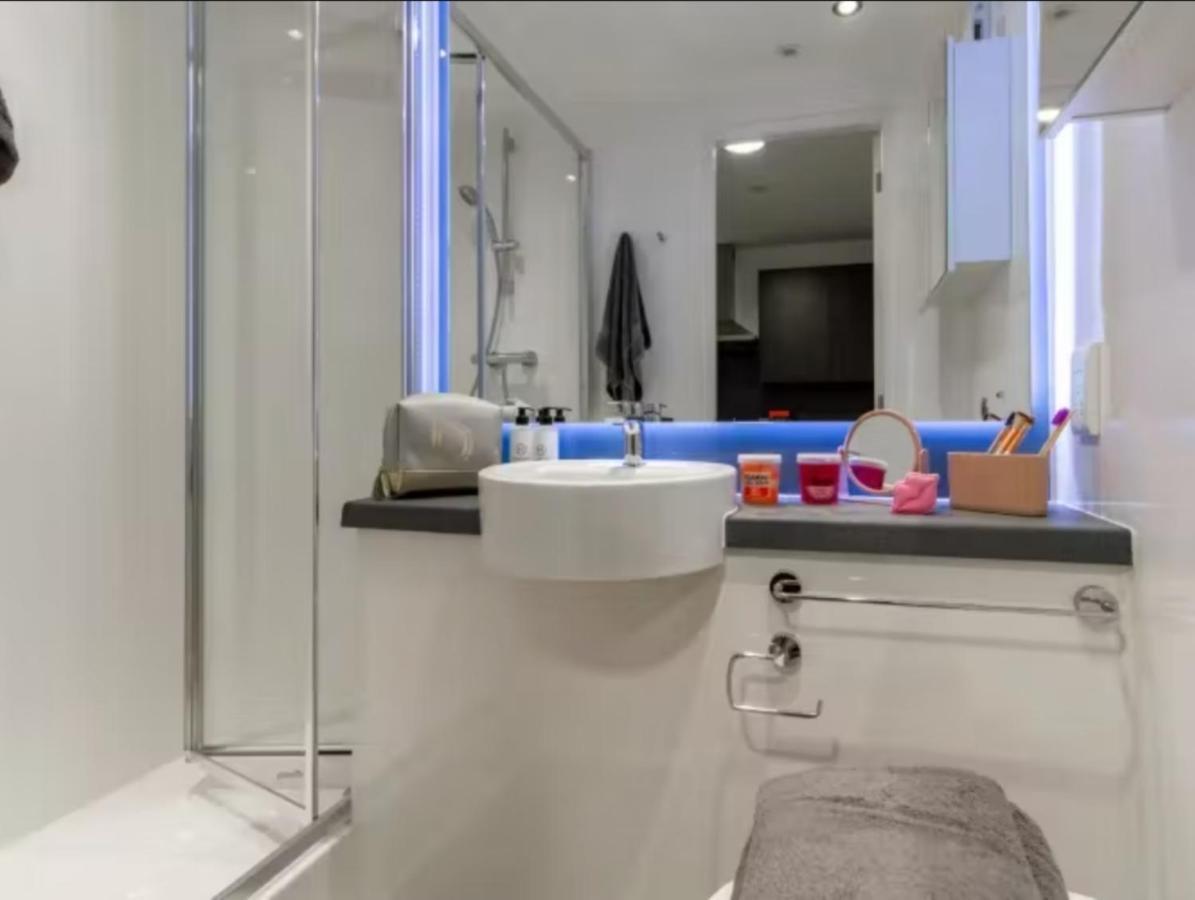 Modern Rooms In Wembley, Sk Londra Dış mekan fotoğraf